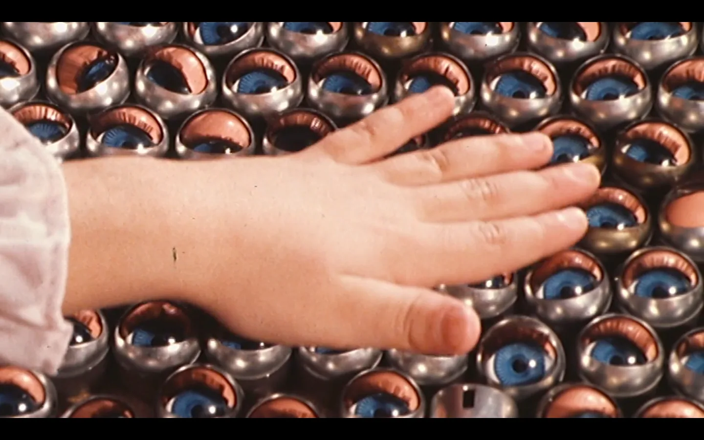 Still from the film The Strike by Gabrielle Stemmer